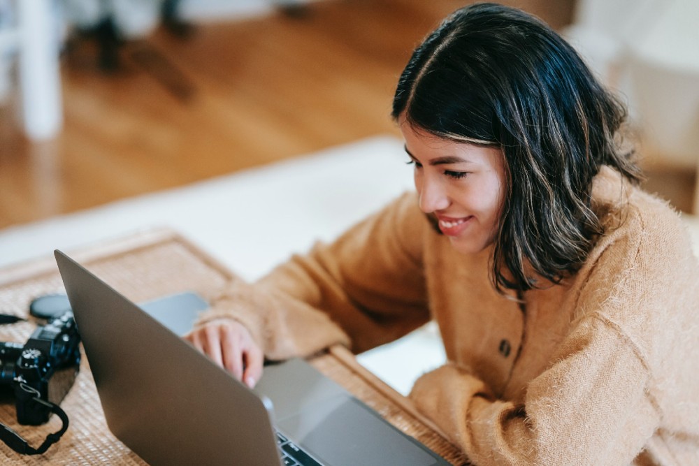 Met plezier naar je werk gaan ervaart helaas niet iedereen. Gelukkig zijn in je werk is wel erg belangrijk. Hoe zorg je daarvoor?