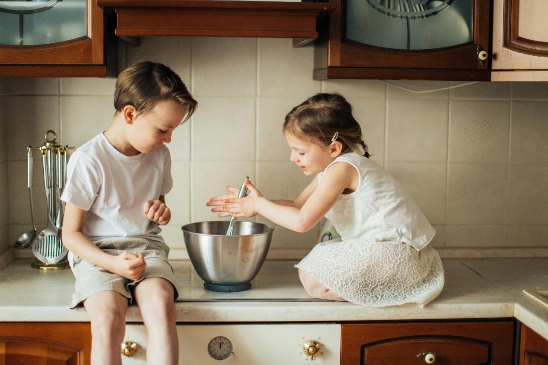 Cadeautjes uitpakken, liedjes zingen en heerlijke hapjes. Zoek je nog een lekker recept om te bakken voor Sinterklaas? Zoek niet verder!